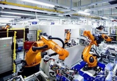 CATL榮登2016年度輕工業(yè)百?gòu)?qiáng)榜,并入選新能源十強(qiáng)企業(yè)